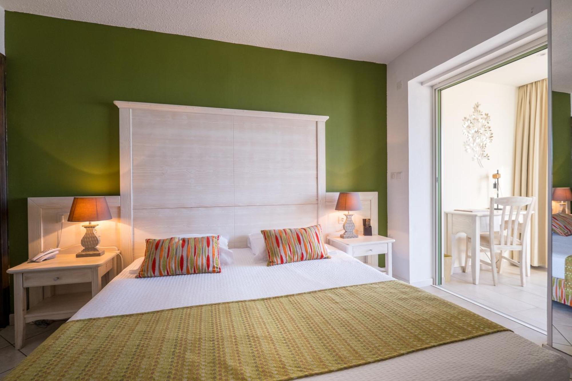 Hotel Funtana Marina L'Ile-Rousse  Ngoại thất bức ảnh