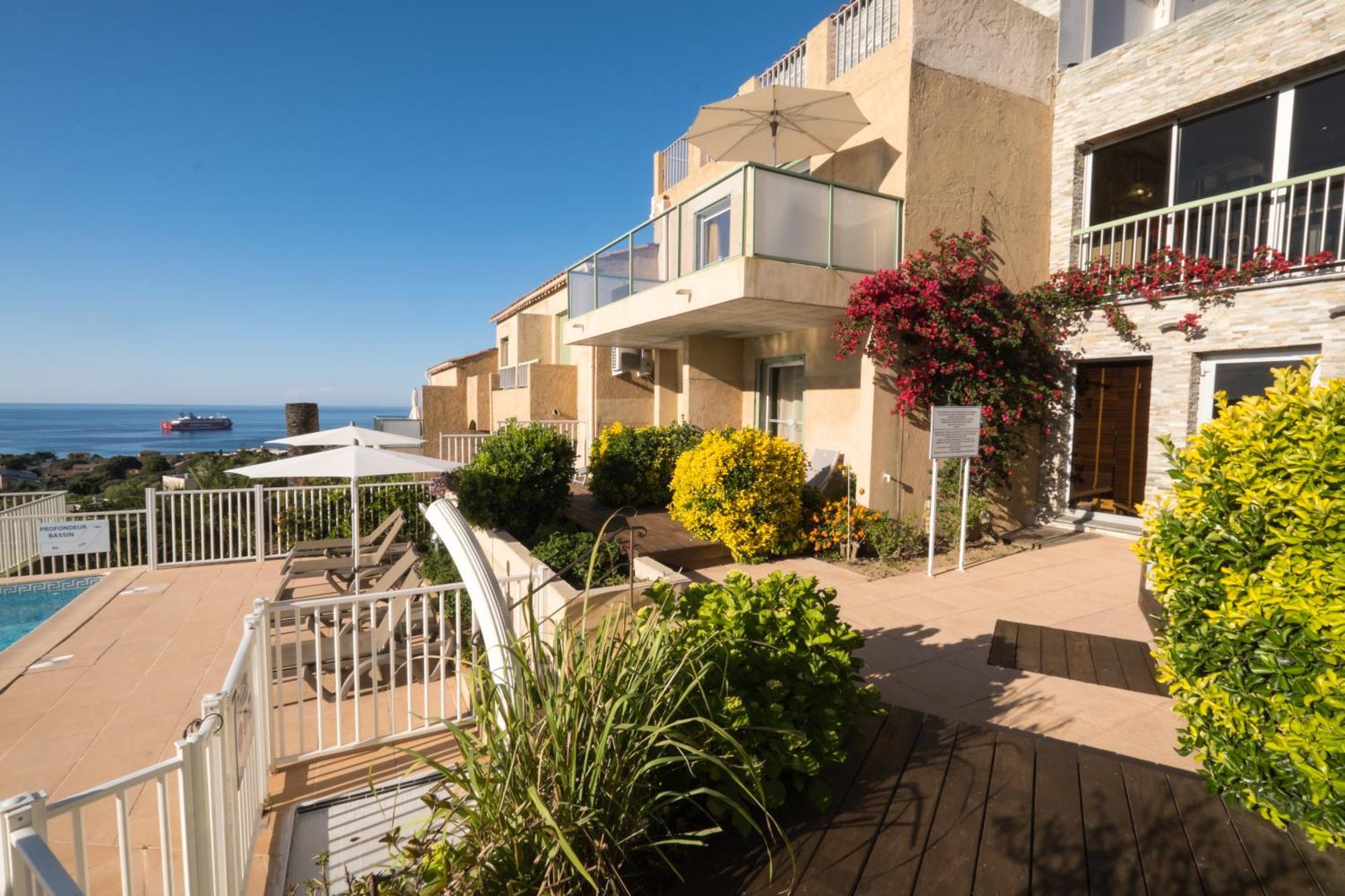 Hotel Funtana Marina L'Ile-Rousse  Ngoại thất bức ảnh