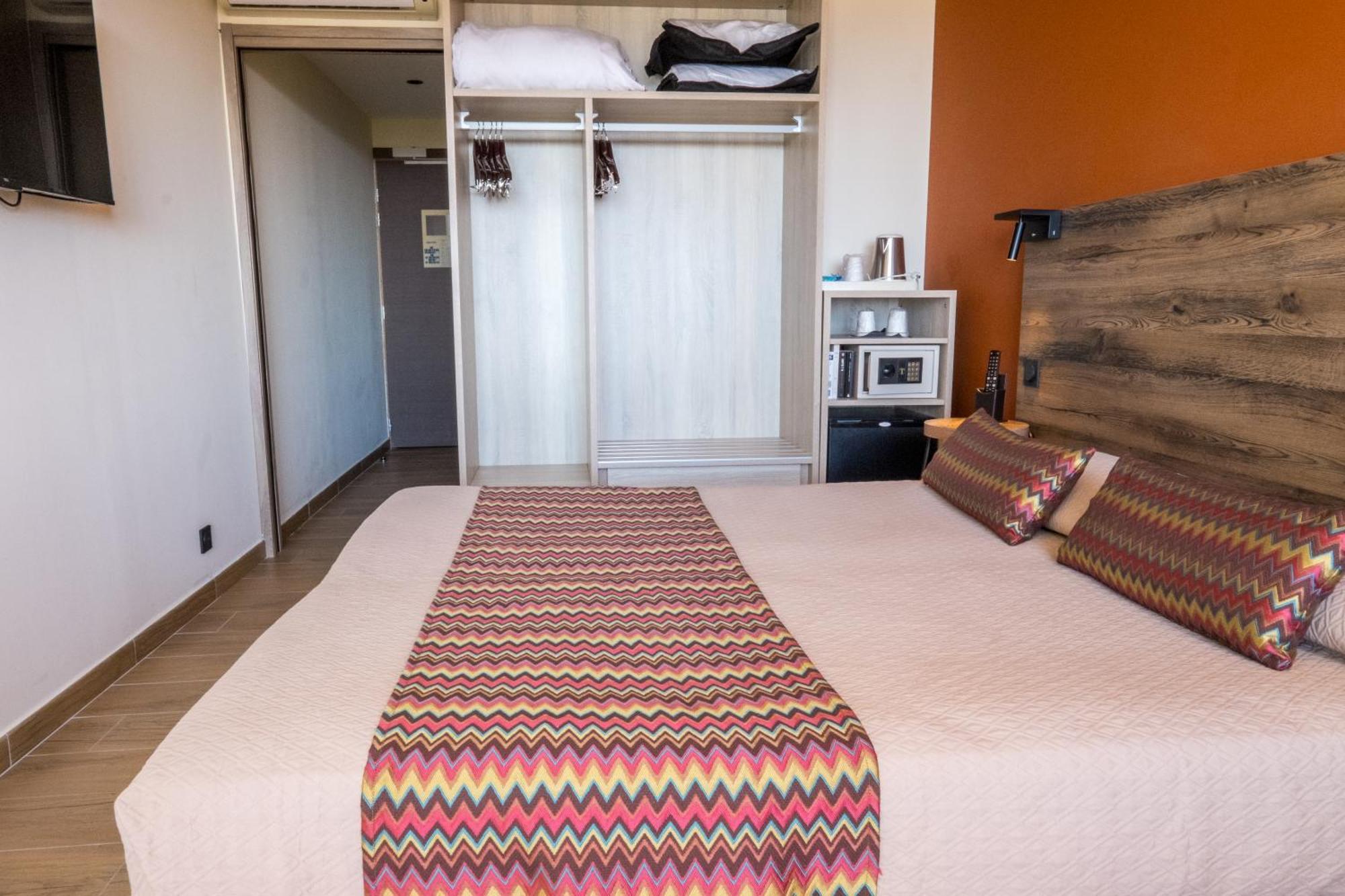 Hotel Funtana Marina L'Ile-Rousse  Ngoại thất bức ảnh